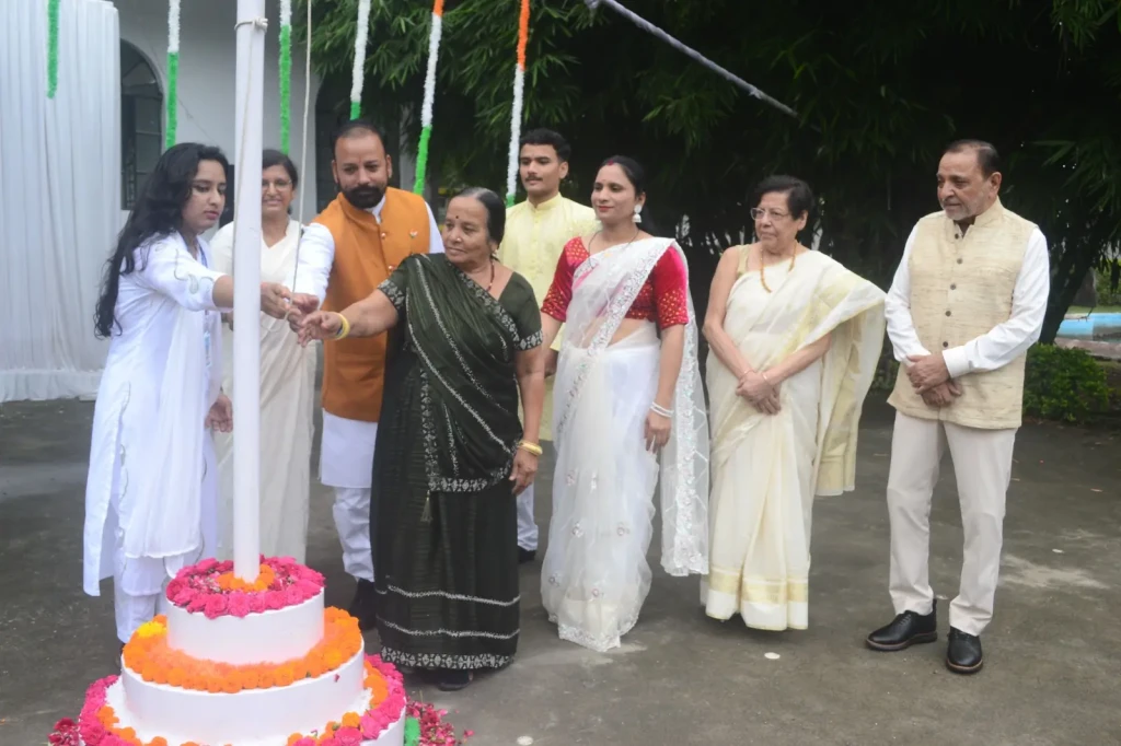 WhatsApp Image 2025-09-19 at 1.36.05 PM (6)